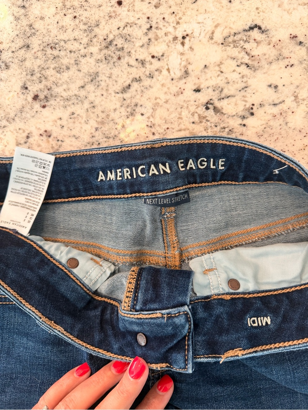 American Eagle Shorts - Picture 3 of 4